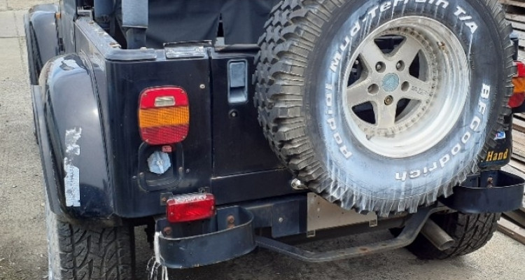  Дополнительный стоп сигнал Jeep Wrangler YJ