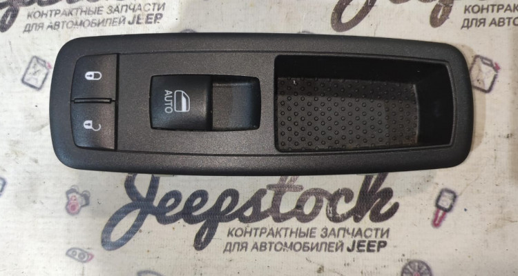  Блок управления стеклоподъемником пассажира Jeep Grand Cherokee WK2