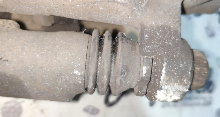  Комплект тормозных суппортов Akebono (4) Jeep Grand Cherokee WG-WJ