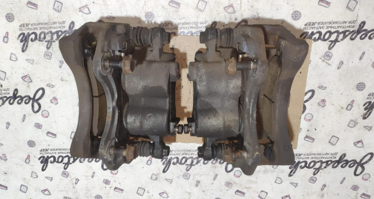  Комплект тормозных суппортов Akebono (4) Jeep Grand Cherokee WG-WJ