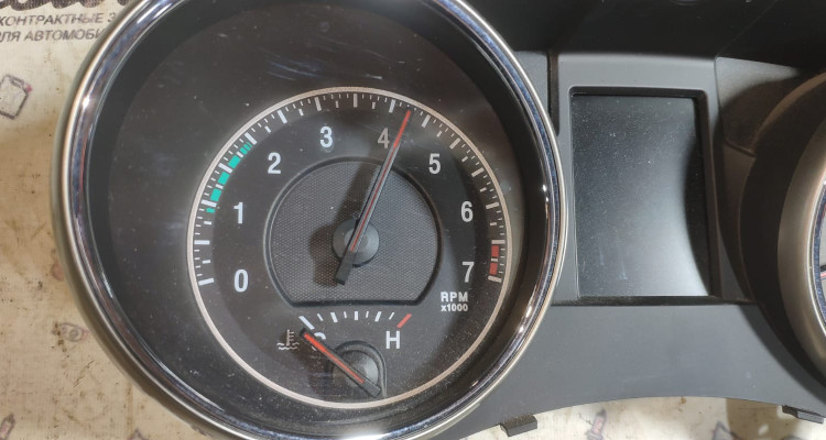  Щиток приборов 68186241AA Jeep Grand Cherokee WK2