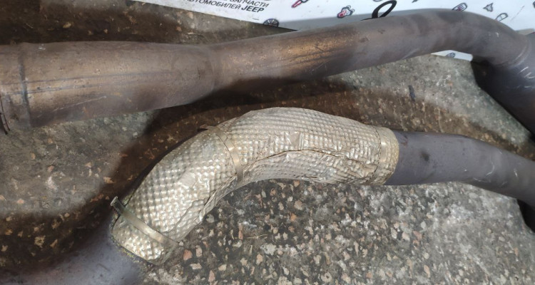  Приемные трубы с катализаторами 5,7 Jeep Grand Cherokee WK2