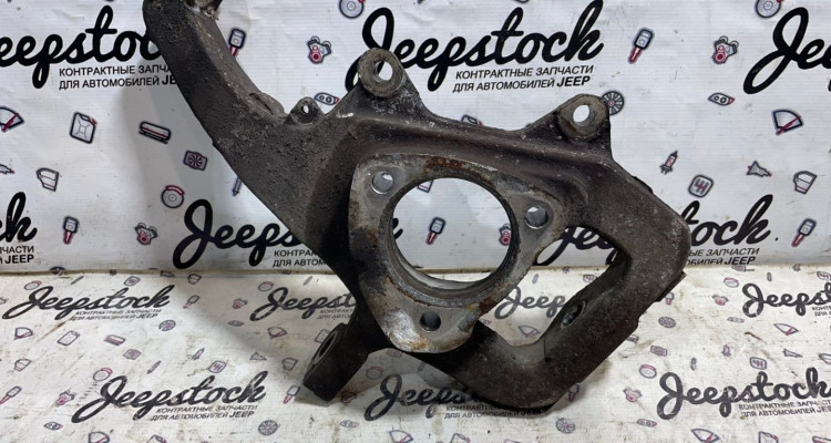  Кулак поворотный левый 4WD Dodge Ram 3 DR