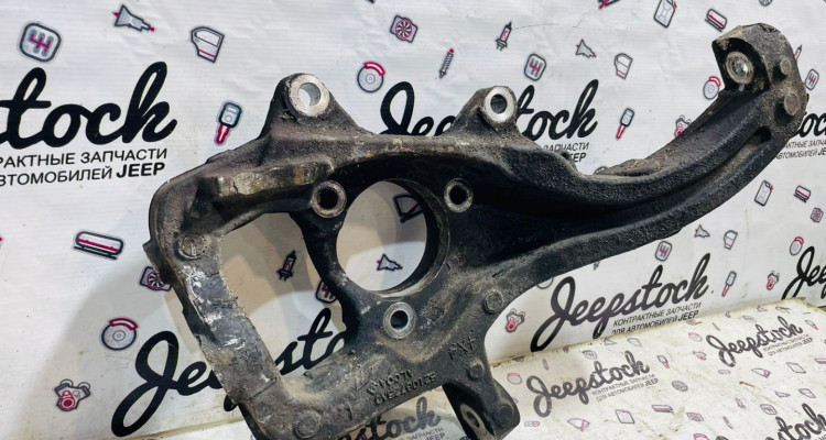  Кулак поворотный левый 4WD Dodge Ram 3 DR