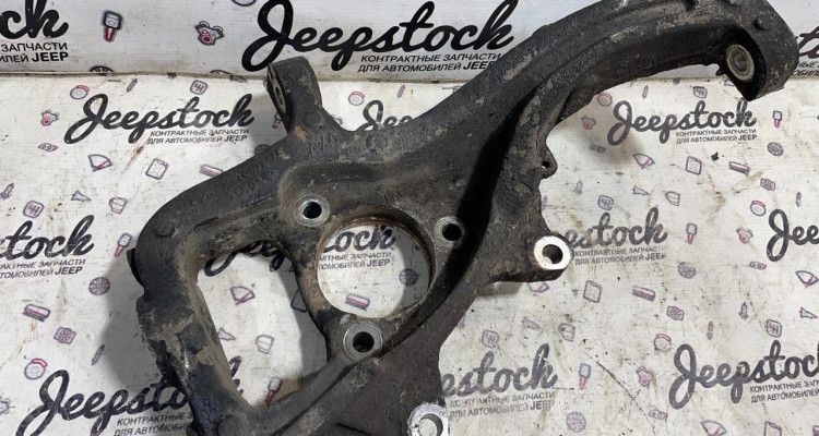  Кулак поворотный правый 4WD Dodge Ram 3 DR