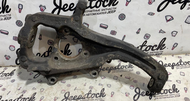  Кулак поворотный правый 4WD Dodge Ram 3 DR