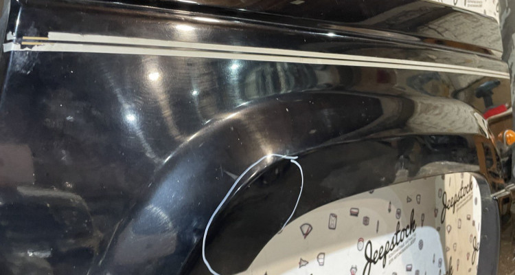  Крыло переднее левое (чёрное) Jeep Grand Cherokee ZG-ZJ