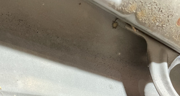  Крыло переднее левое (чёрное) Jeep Grand Cherokee ZG-ZJ