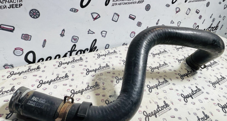  Патрубок радиатора верхний 5.9L Dodge Ram 3 DR