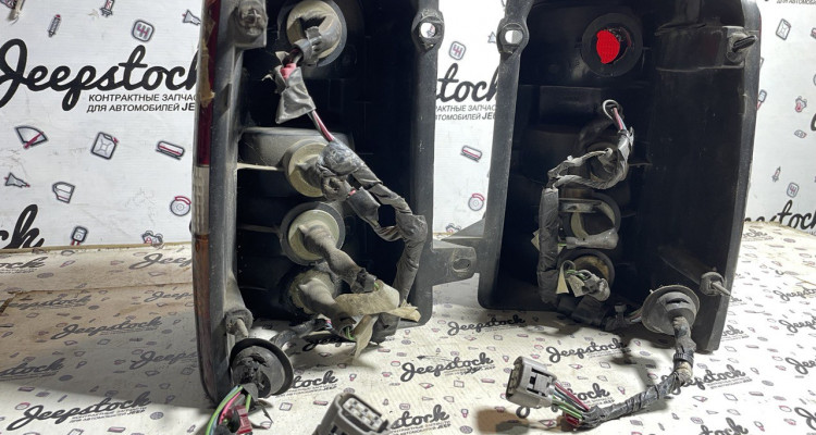  Фонари задние комплект Jeep Grand Cherokee ZG-ZJ