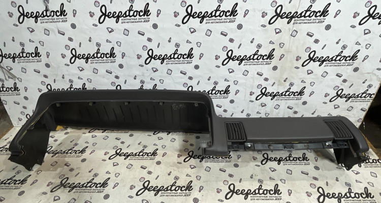  Накладка панели рестайлинг 96-98г дефект Jeep Grand Cherokee ZG-ZJ