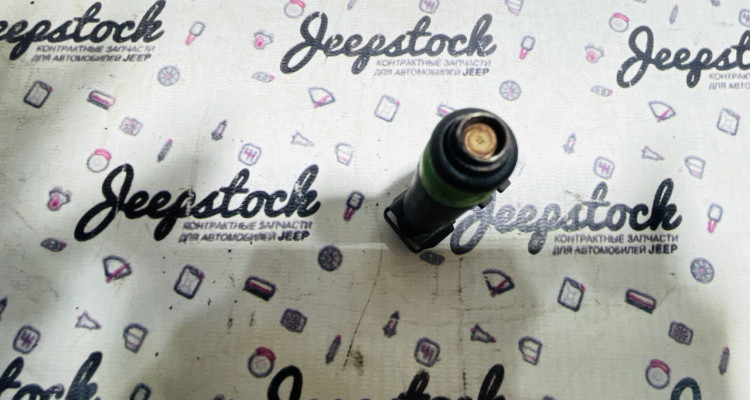  Форсунка топливная 4.7 дубль Jeep Grand Cherokee WG-WJ