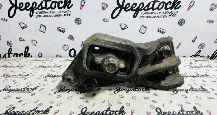  Опора двигателя правая 5.9L Dodge Ram 3 DR
