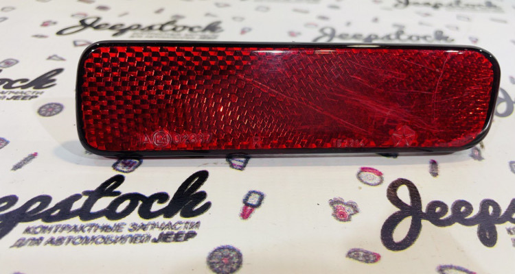  Катафот заднего бампера правый Jeep Grand Cherokee WG-WJ