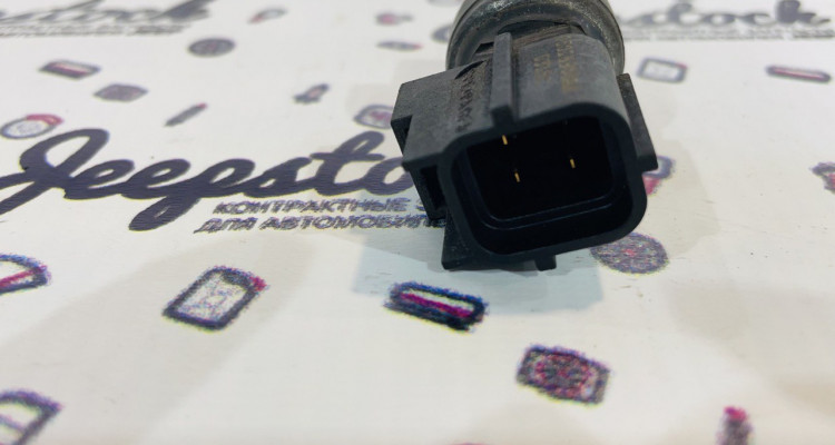  Датчик давления кондиционера 05018908AA Jeep Grand Cherokee WG-WJ