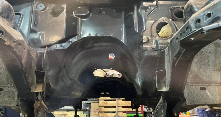  Кузов LHD 96-98 черный Jeep Grand Cherokee ZG-ZJ