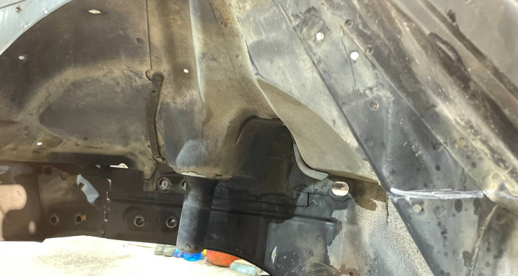  Кузов LHD 96-98 черный Jeep Grand Cherokee ZG-ZJ