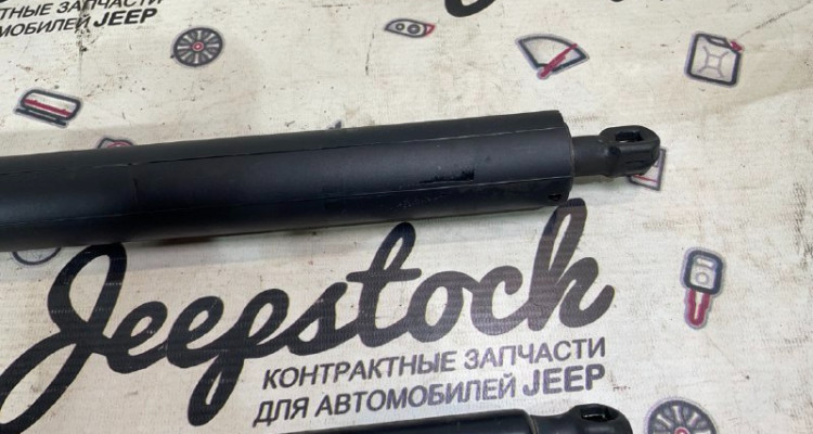  Электропривод 5-й двери Jeep Grand Cherokee WK2