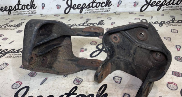  Кронштейны опоры двигателя 4L. Jeep Grand Cherokee ZG-ZJ