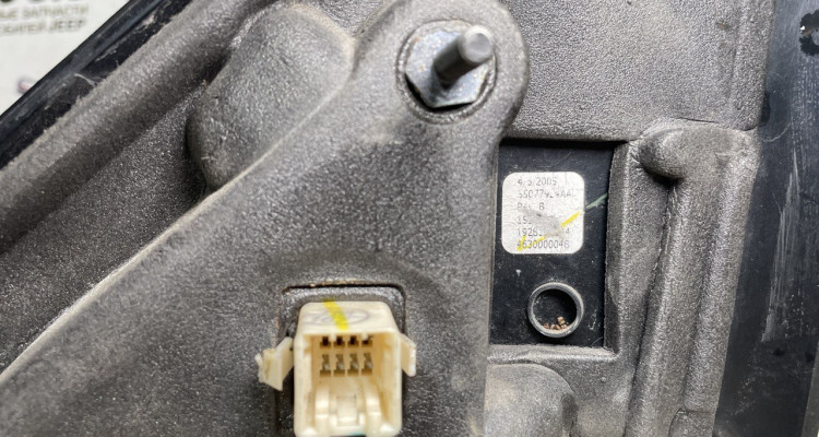  Зеркало переднее правое Dodge Ram 3 DR