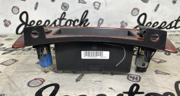  Накладка центральной консоли Limited Jeep Grand Cherokee WH-WK