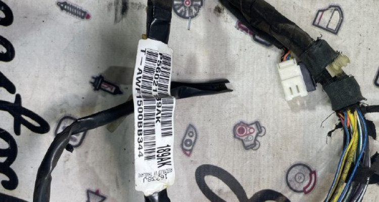  Жгут проводов передней левой двери Dodge Durango DN