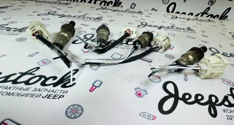  Комплект кислородных датчиков дефект Jeep Grand Cherokee WK2