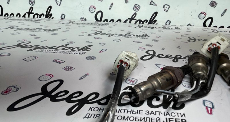  Комплект кислородных датчиков дефект Jeep Grand Cherokee WK2