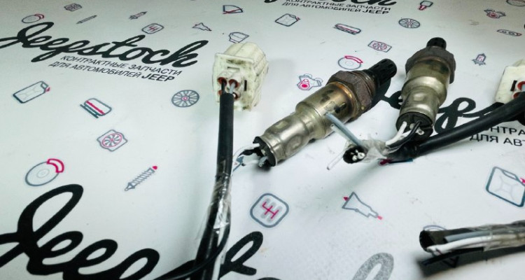  Комплект кислородных датчиков дефект Jeep Grand Cherokee WK2