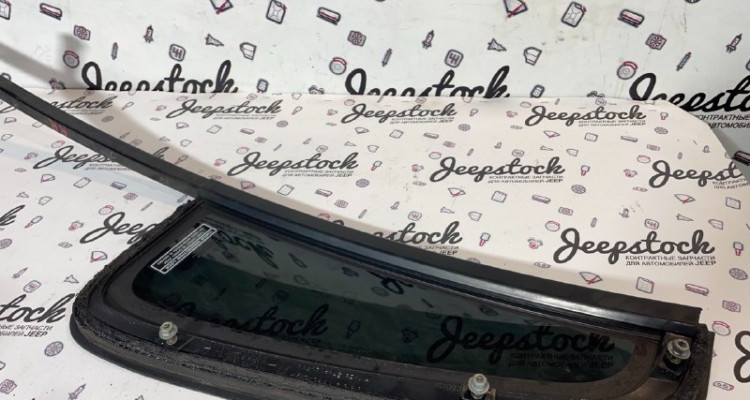  Форточка задней правой двери Dodge Durango DN