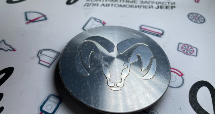  Колпачок диска центральный Dodge Ram 3 DR