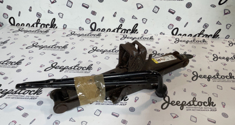  Домкрат комплект Jeep Grand Cherokee WK2