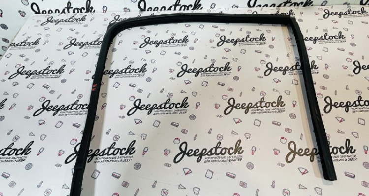  Уплотнитель стекла задней правой двери Dodge Durango DN