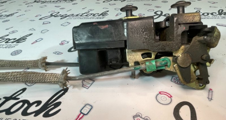  Замок задней правой двери Dodge Durango DN