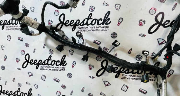  Жгут проводки моторной 5.7L RHD Jeep Grand Cherokee WK2
