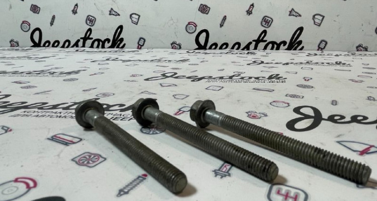  Болты крепления ГУР 5.7 Jeep Grand Cherokee WK2