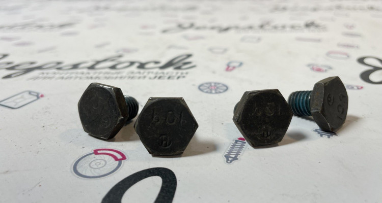  Болты крепления бублика 5.7L. Jeep Grand Cherokee WK2