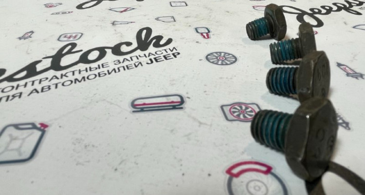  Болты крепления бублика 5.7L. Jeep Grand Cherokee WK2