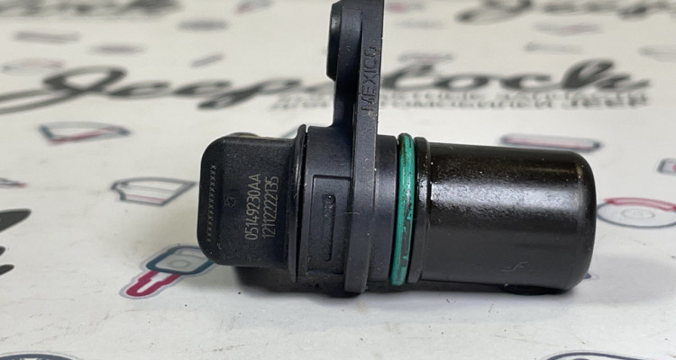  Датчик положения коленвала 5.7L Jeep Grand Cherokee WK2