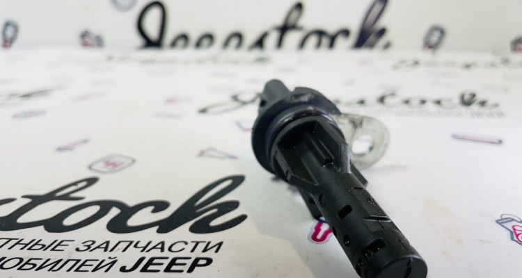  Датчик положения распредвала 5.7L Jeep Grand Cherokee WK2