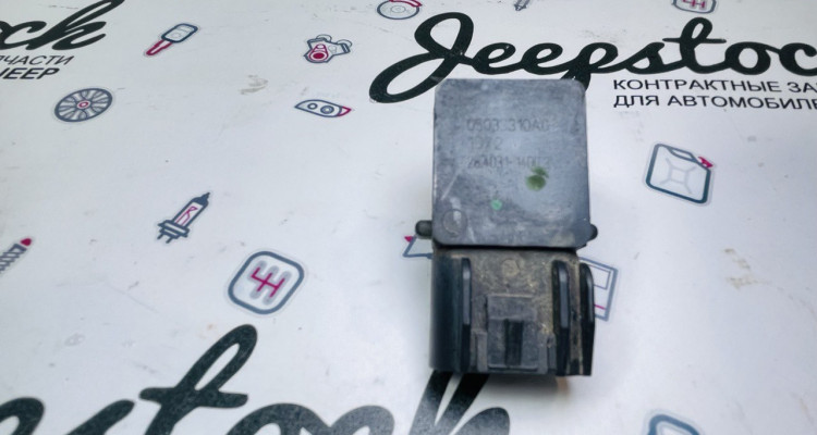  Датчик MAP 05033310AC Jeep Grand Cherokee WK2