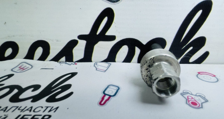  Датчик давления кондиционера 68156982АА 5.7L Jeep Grand Cherokee WK2