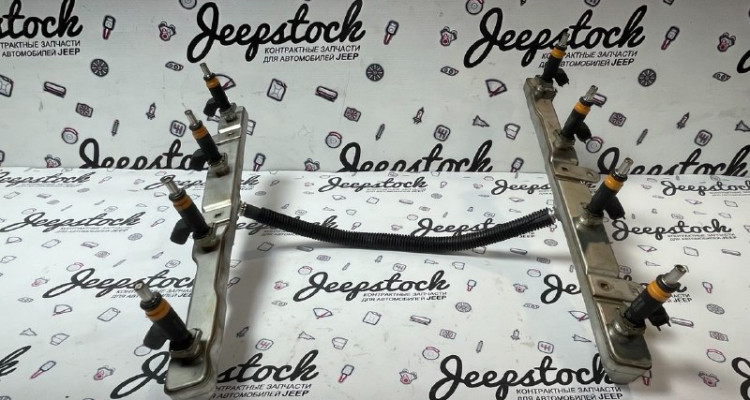  Рампа топливная с форсунками 5.7L. Jeep Grand Cherokee WK2