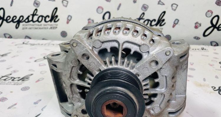  Генератор 5.7L. Jeep Grand Cherokee WK2