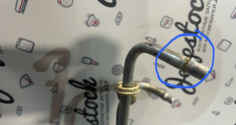  Трубки охлаждения АКПП 65RFE 5.7L. Jeep Grand Cherokee WK2