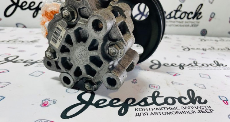  Насос гидроусилителя руля 5.7L. Jeep Grand Cherokee WK2
