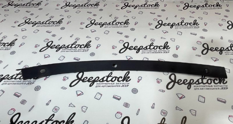  Накладка задней левой двери Jeep Grand Cherokee WK2