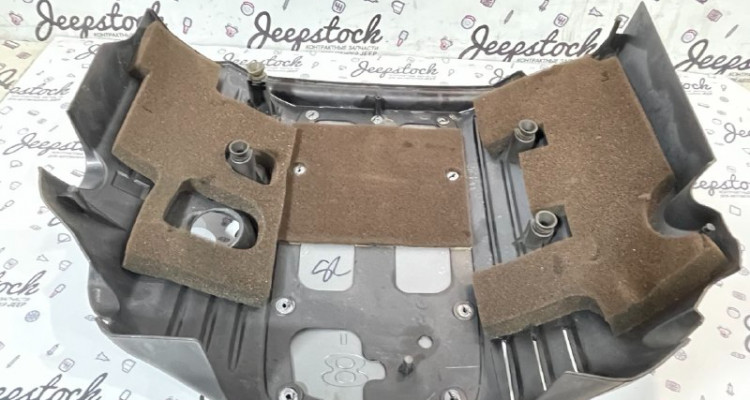  Крышка двигателя 5.7L. Jeep Grand Cherokee WK2