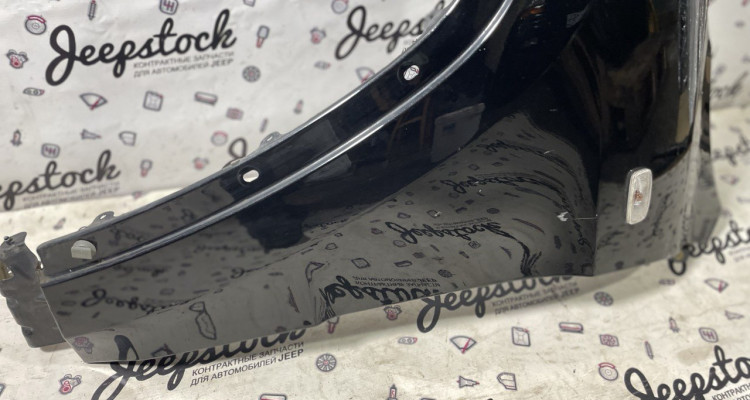  Крыло переднее левое черное Jeep Grand Cherokee WK2