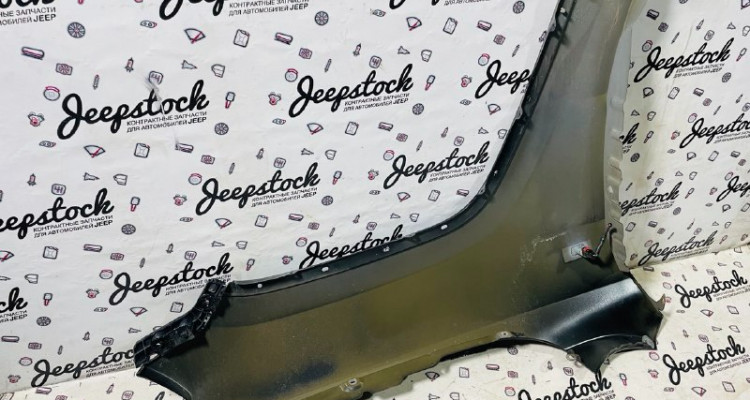  Крыло переднее левое черное Jeep Grand Cherokee WK2